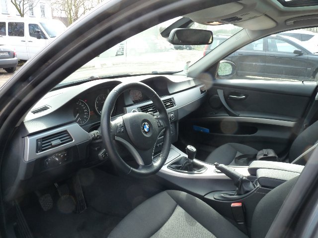 BMW E90_9.jpg