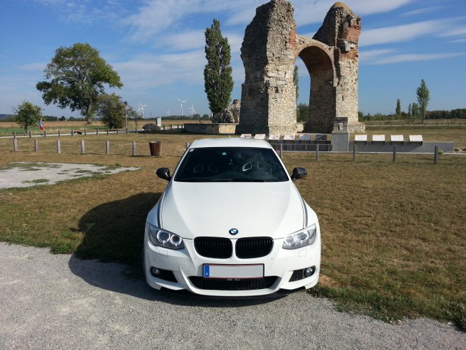 20120907_160848oK_white.jpg