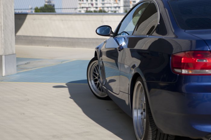 BMW_E92_330i_6.jpg