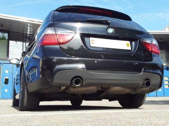 BMW_335i_Hintenansicht.jpg