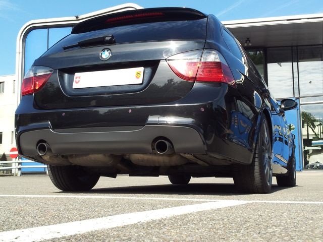 BMW_335i_hintenschrägrechts.jpg
