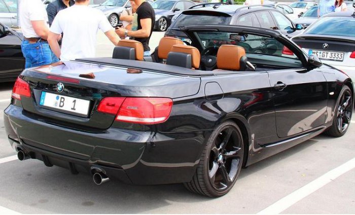 BMW22q.jpg