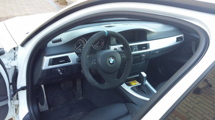 Hier mein BMW E91 330d LCI