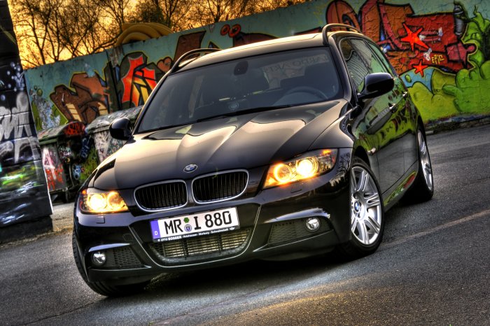 BMW 3.jpg