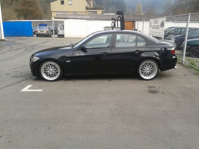 BMW E90 320d 200Ps