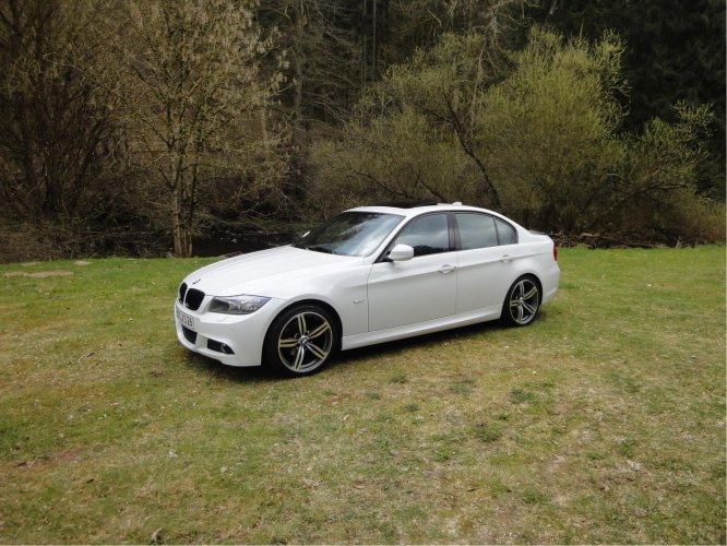 E90 LCI M