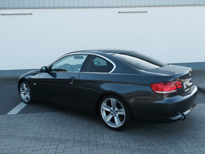 BMW 335i Coupe 2