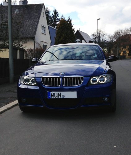BMW E90 320si