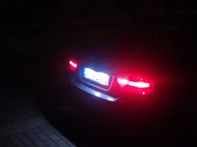 neue kennzeichenleuchten LED bei nacht