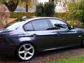 BMW e90 320dA