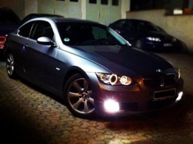 BMW E92 bei Nacht