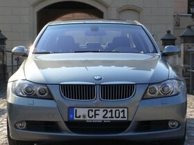 BMW 325i