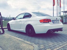E92 320i