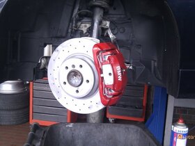 Umbau auf die 335i Bremsanlage