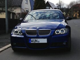 BMW E90 320si