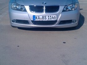 320i
