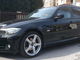E90 Forum.gif